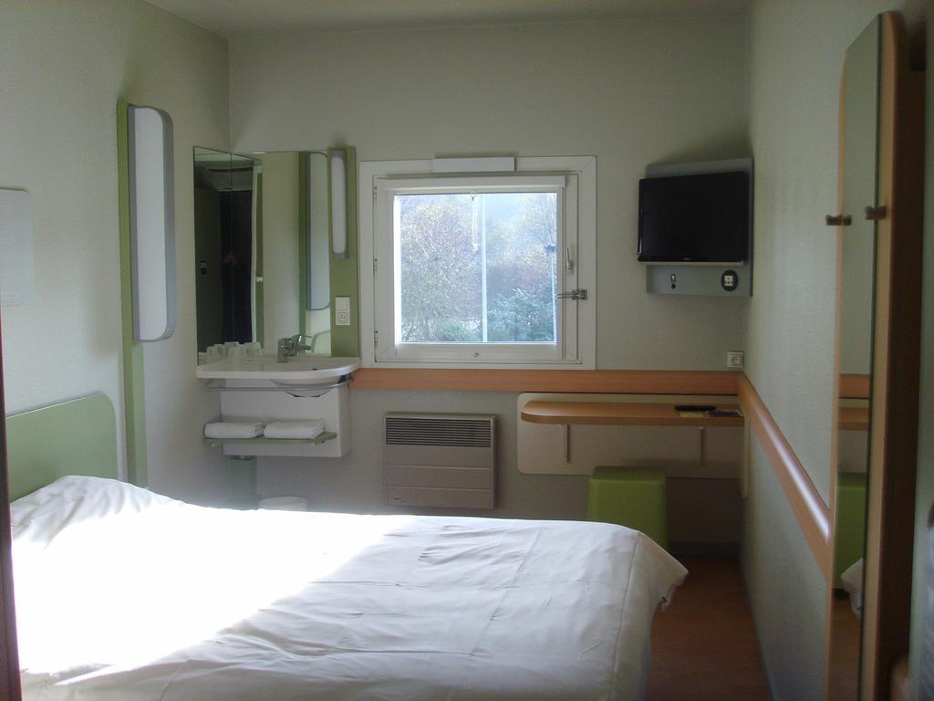 Ibis Budget L'Isle Adam Rum bild
