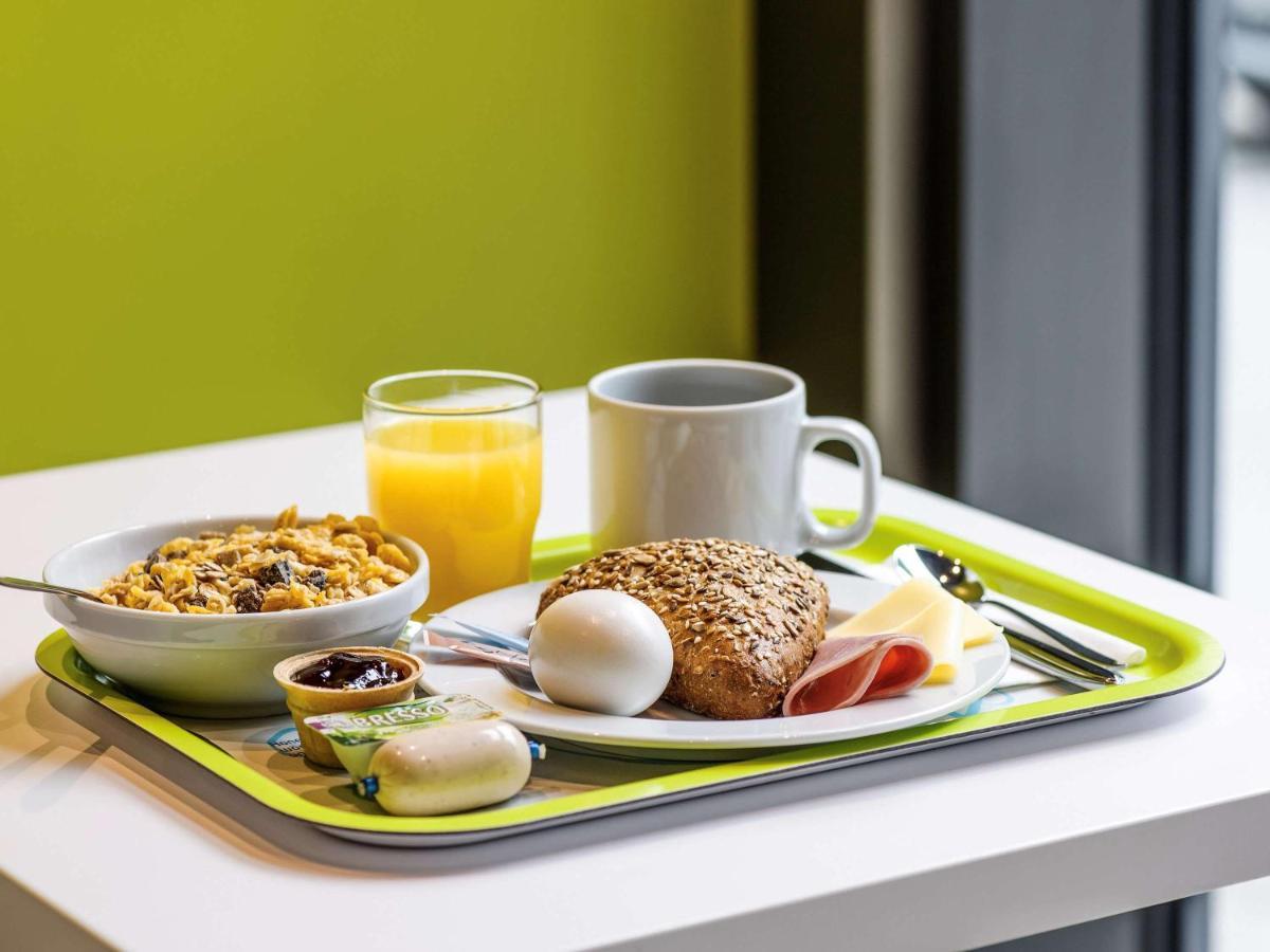 Ibis Budget L'Isle Adam Exteriör bild